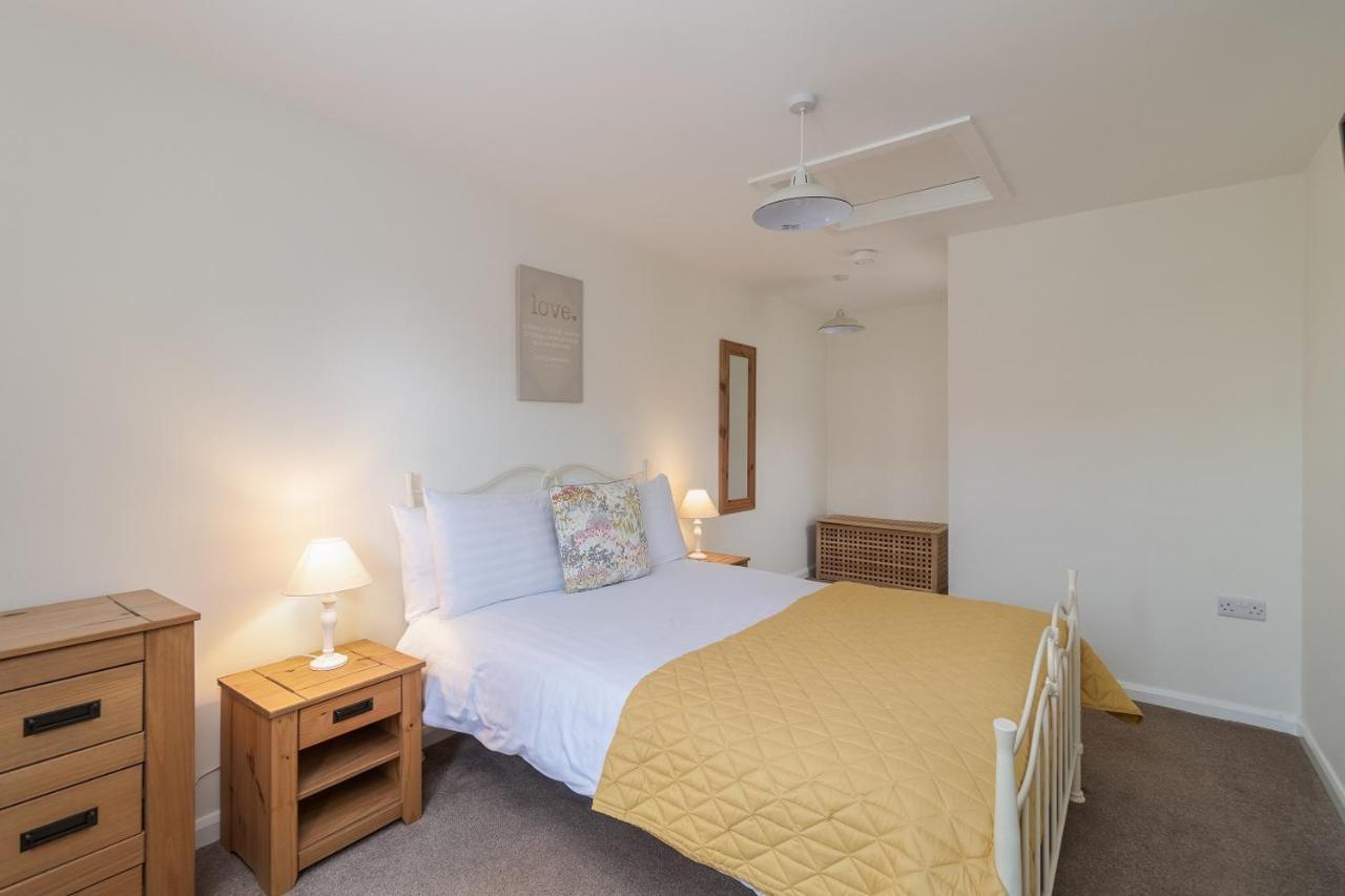 The Grainary Cottages Scarborough Extérieur photo