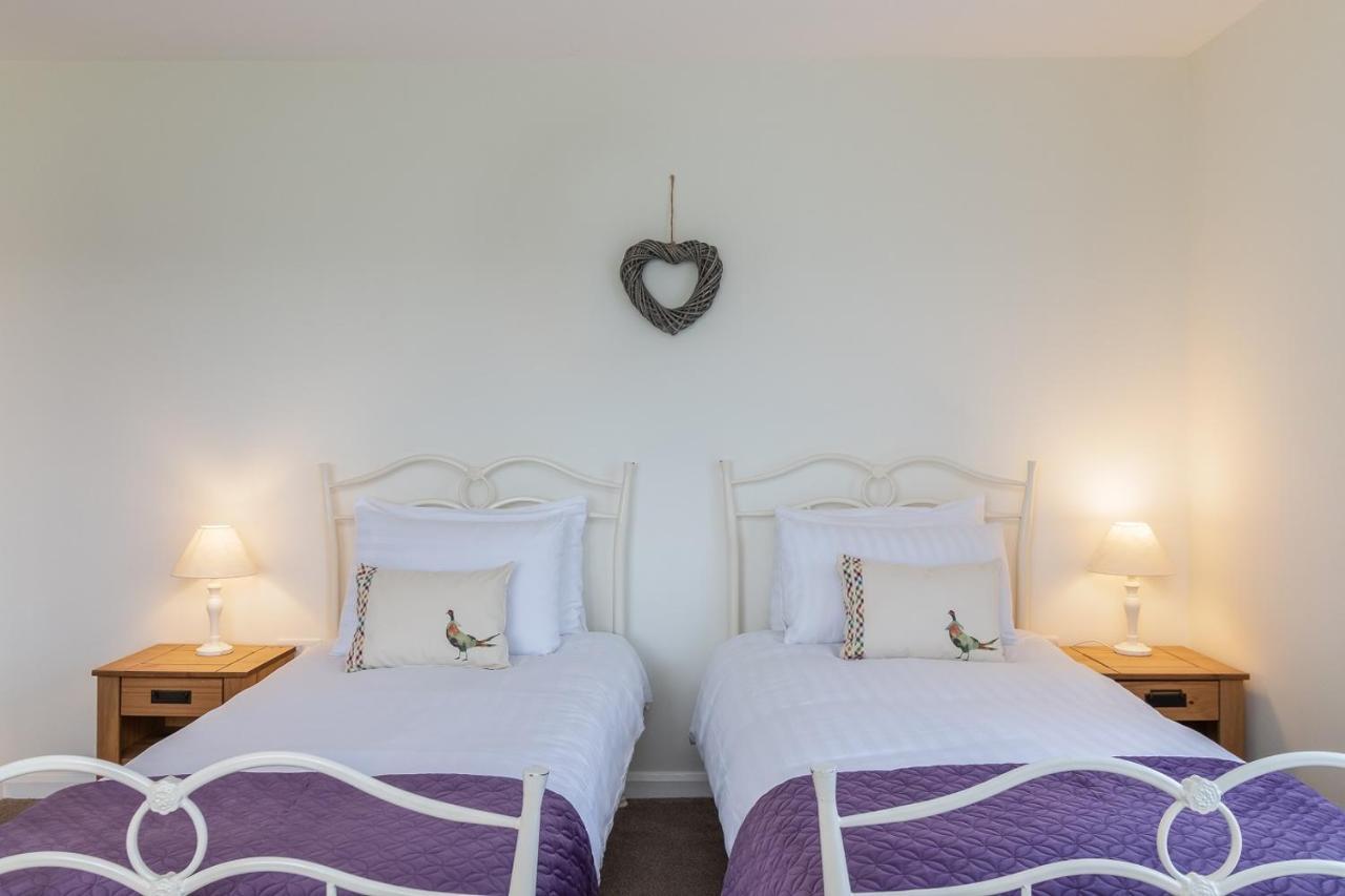 The Grainary Cottages Scarborough Extérieur photo
