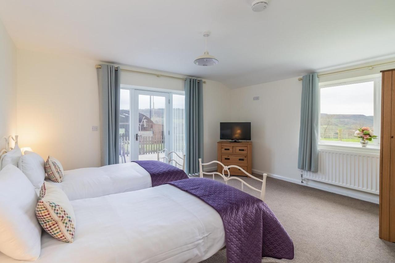 The Grainary Cottages Scarborough Extérieur photo