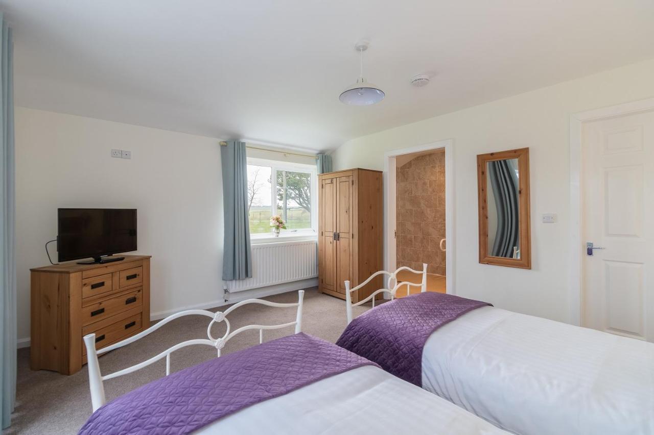 The Grainary Cottages Scarborough Extérieur photo
