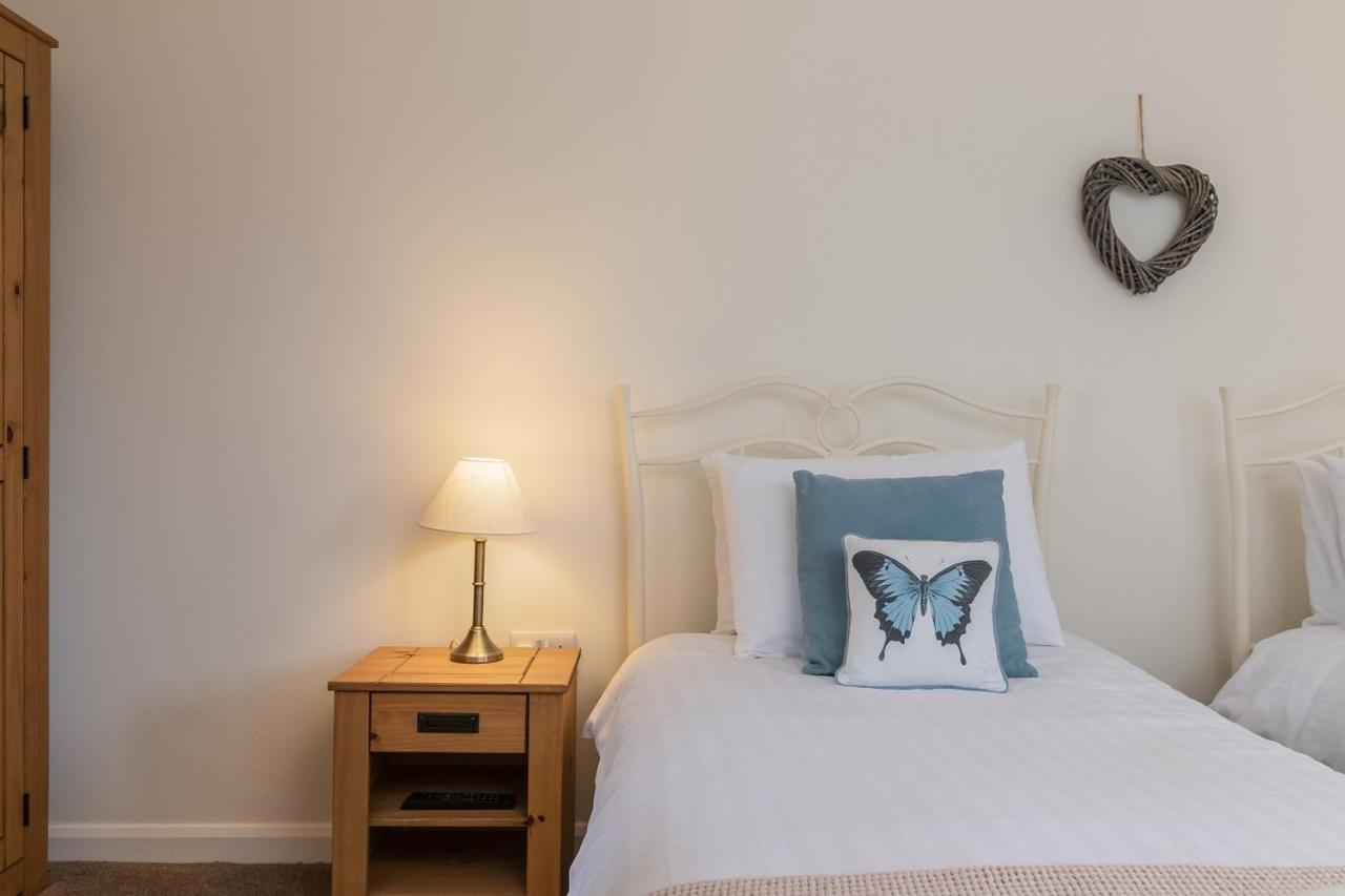 The Grainary Cottages Scarborough Extérieur photo