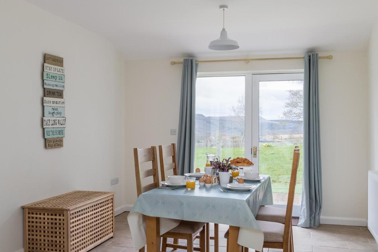 The Grainary Cottages Scarborough Extérieur photo