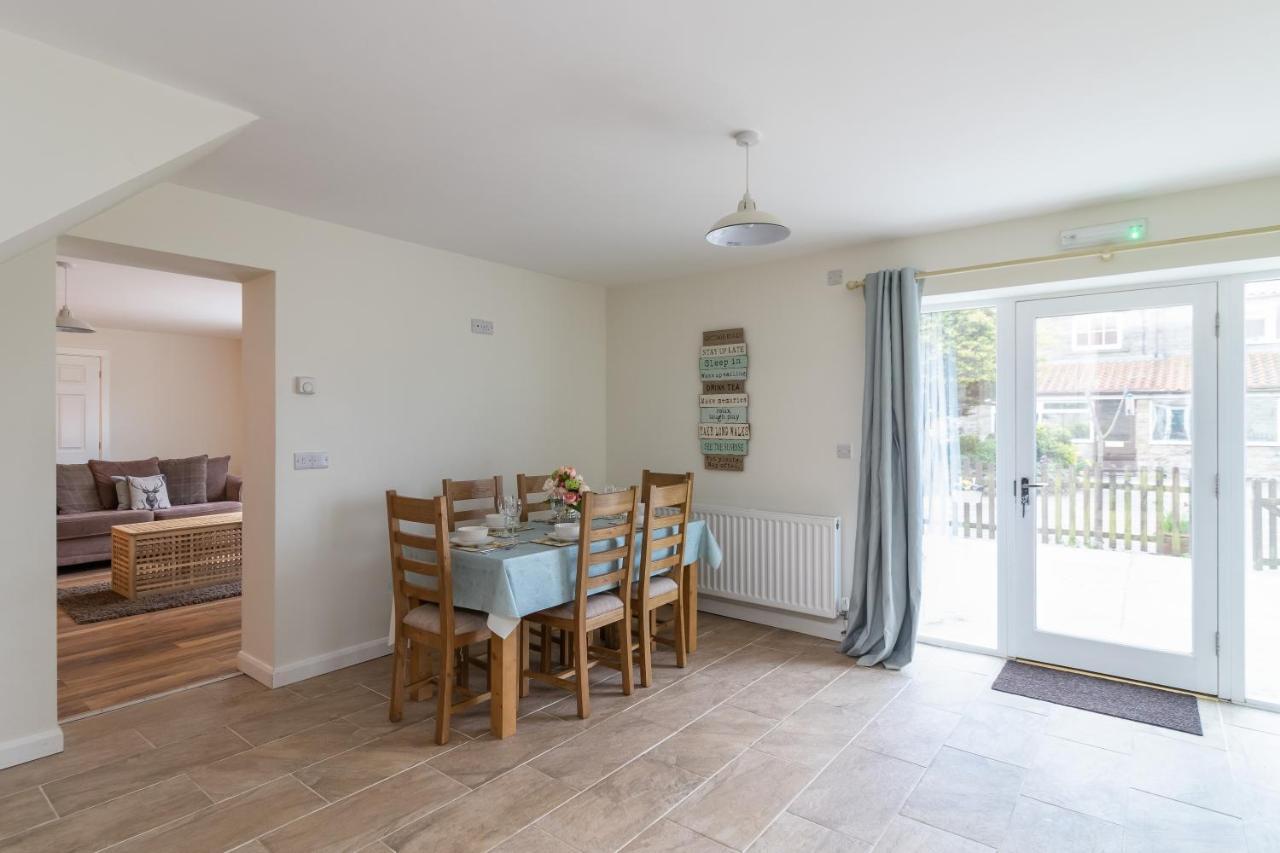 The Grainary Cottages Scarborough Extérieur photo