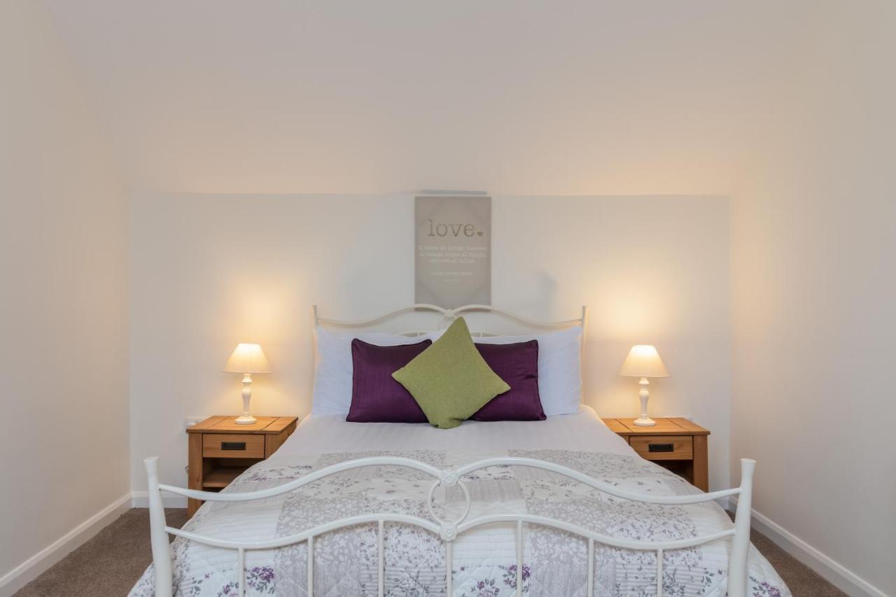 The Grainary Cottages Scarborough Extérieur photo